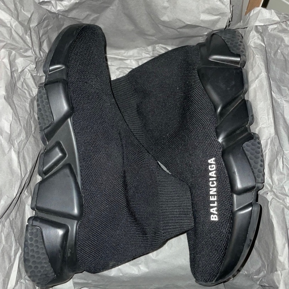 Balenciagas speed lt sneakers